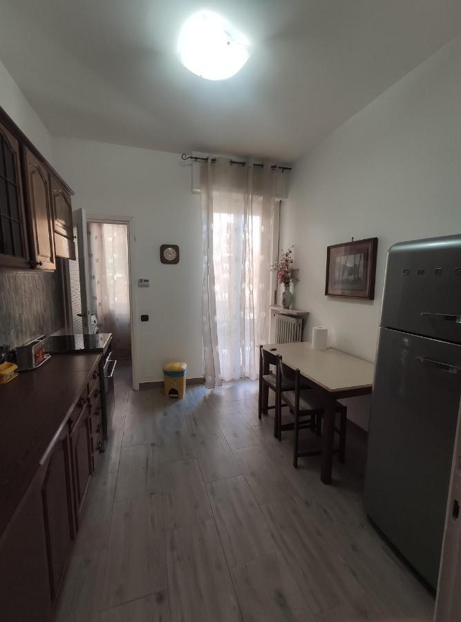 Appartamento C&Y Torelli 1 โนวารา ภายนอก รูปภาพ