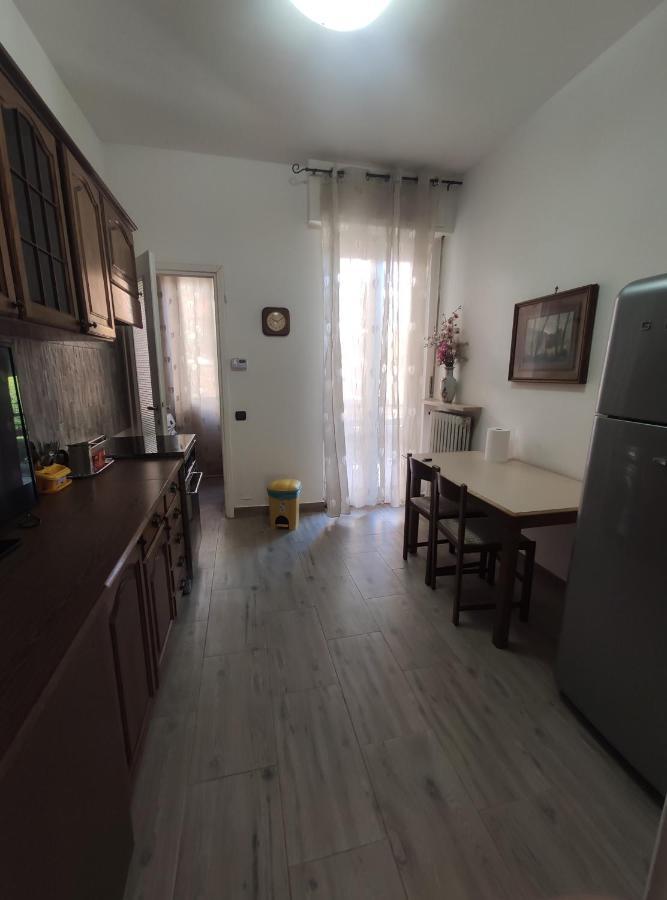 Appartamento C&Y Torelli 1 โนวารา ภายนอก รูปภาพ